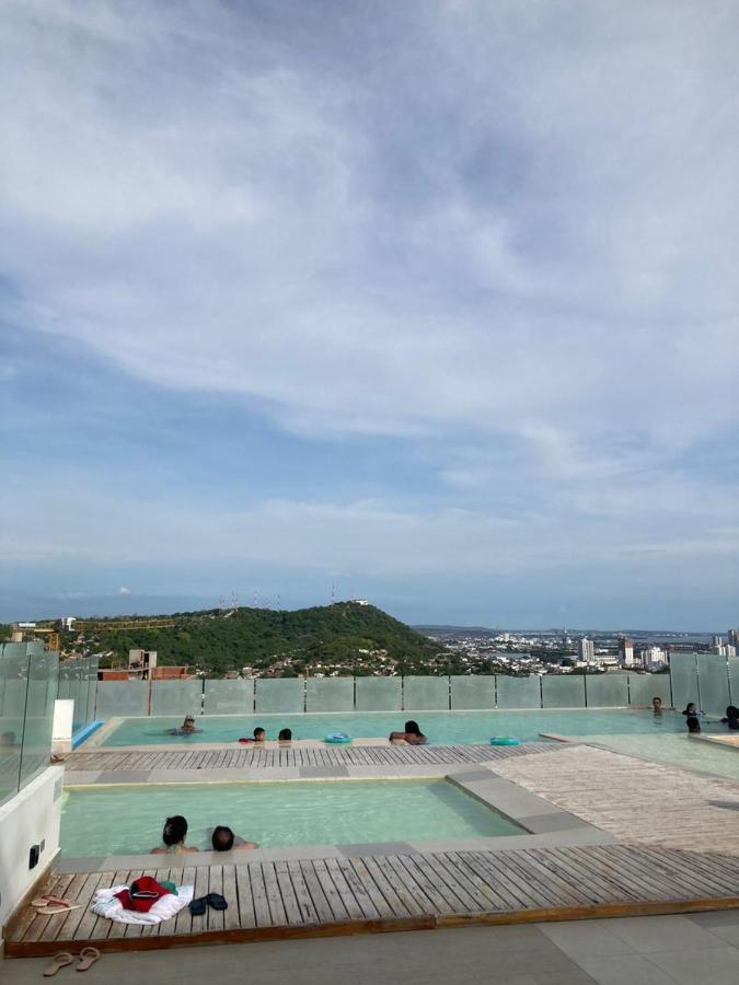 公寓 Marina Club Piso 8